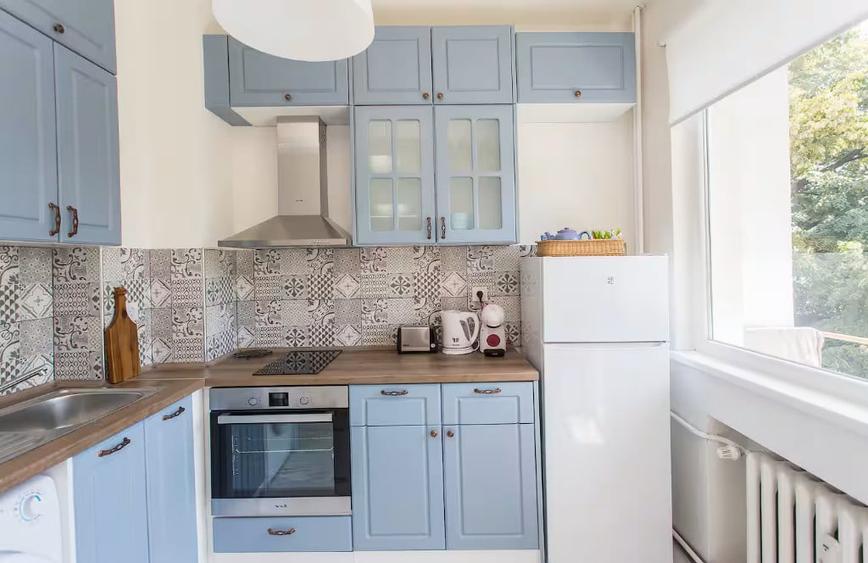Apartament cu 3 camere decomandat în Crângași