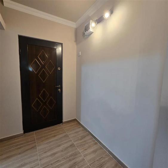 Apartament cu 2 camere decomandat în Dacia