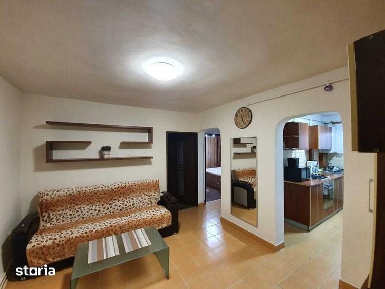 Inchiriez apartament cu 2 camere + living - 5