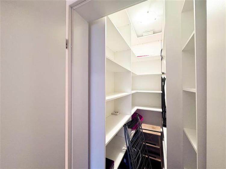 Apartament cu 2 camere semidecomandat, mobilat în Herăstrău