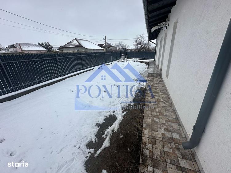 Casă cu 3 camere în Agigea