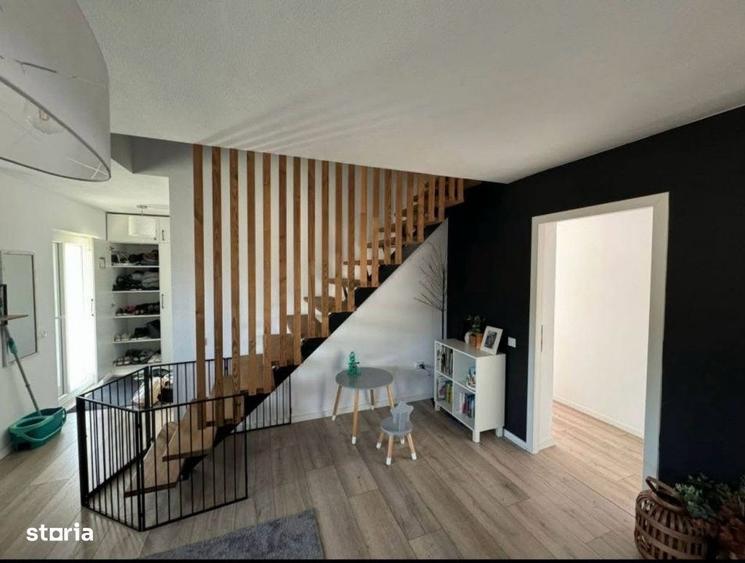 Casă cu 3 camere în Central