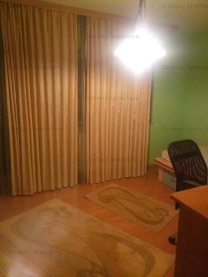 Apartament cu 2 camere decomandat în Buzaului
