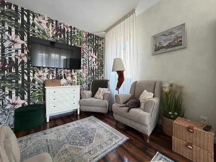Apartament cu 2 camere decomandat în Exterior Vest