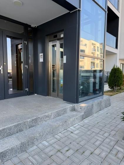 Apartament cu 2 camere decomandat în Tunari