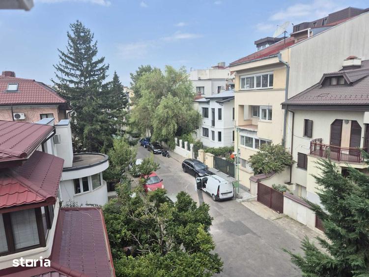 Apartament cu 3 camere în Floreasca