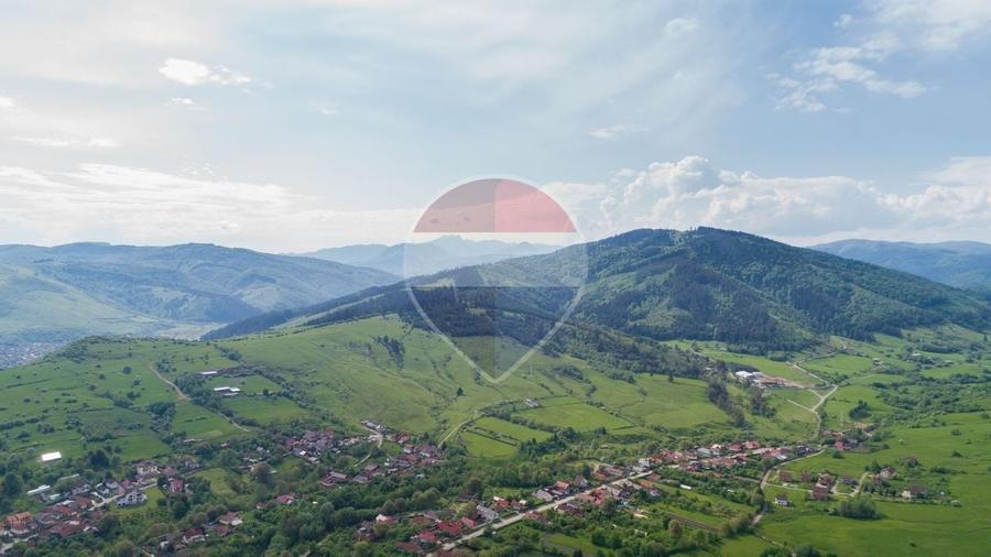 Teren agricol intravilan de 611 mp, în Tărlungeni