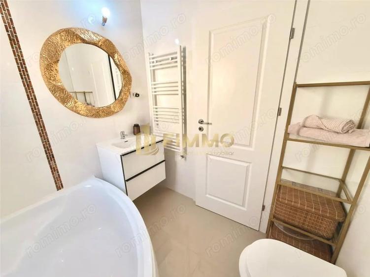 Apartament cu 3 camere în Ipotești