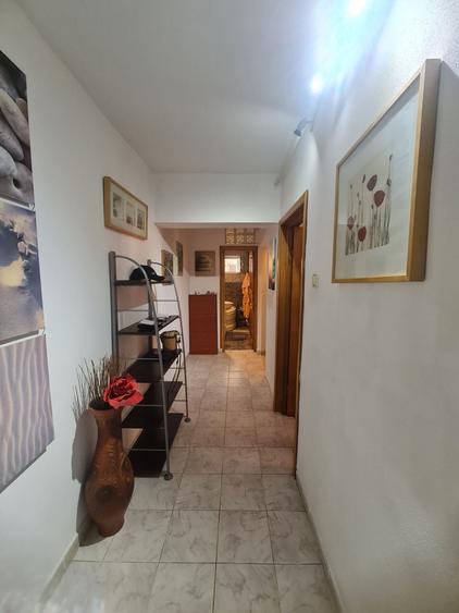 Apartament cu 2 camere decomandat în Mazepa 2