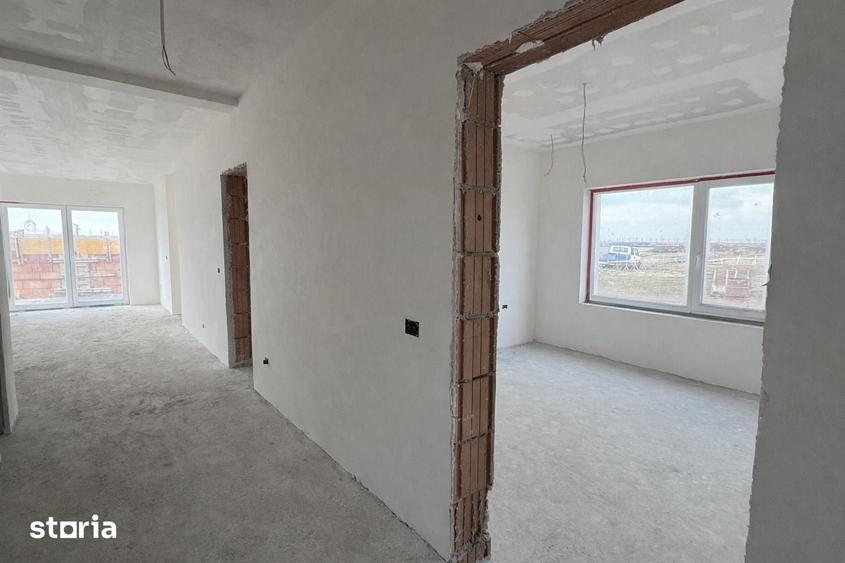 Apartament cu 3 camere decomandat în Torontalului