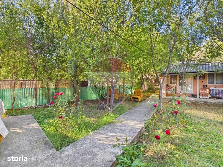 Casă cu 3 camere cu Teren 1270 Mp în Cozieni