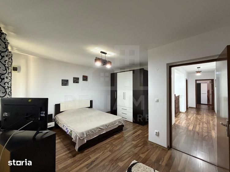 Casă cu 7 camere cu Teren 524 Mp în Bariera Vâlcii