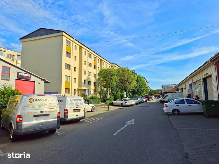 Apartament cu 2 camere decomandat în Traian