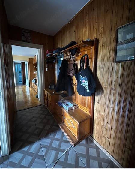 Apartament cu 2 camere semidecomandat în Soarelui