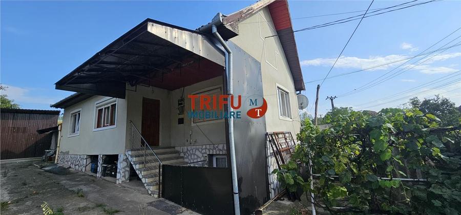 Casă individuală cu 3 camere cu Canalizare în Berghin