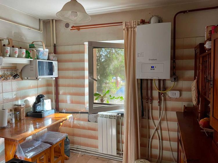 Apartament cu 2 camere decomandat în Complex Studențesc