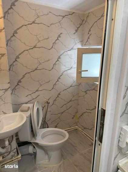 Apartament cu 2 camere semidecomandat în Rahova
