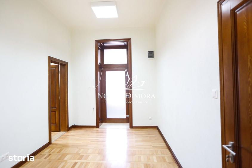 Spațiu comercial, de 45 mp, în Badea Cârțan