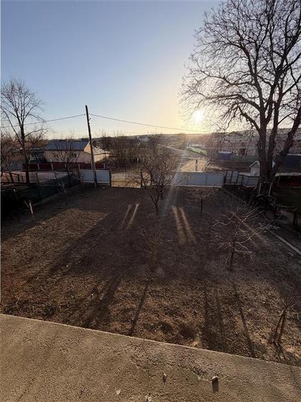 Casă individuală cu 4 camere cu Teren 8400 Mp în Pătrăuți