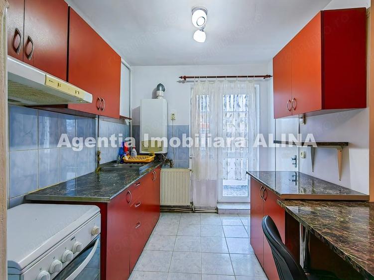 Apartament cu 2 camere decomandat în Piața Centrală