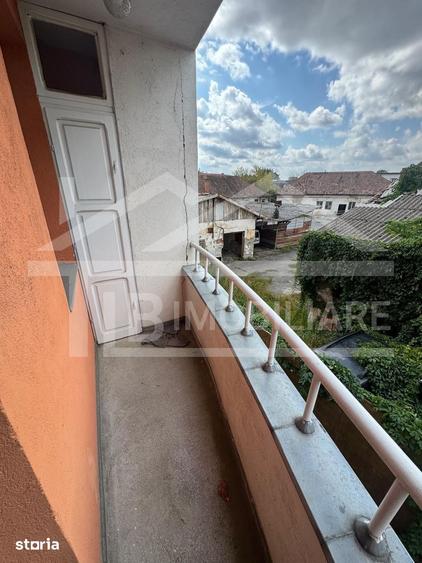 Apartament cu 3 camere în 7 Noiembrie