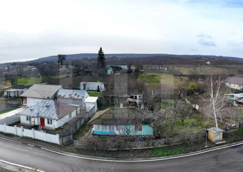 Casă cu 2 camere în Tomești