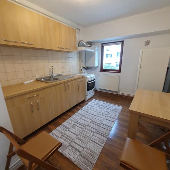 Apartament inchiriat 2 camere,decomandat,gaze,proprietar,Trocadero - 10