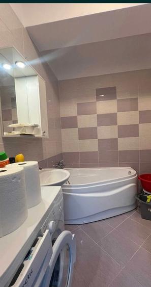 Apartament cu 2 camere semidecomandat în Militari