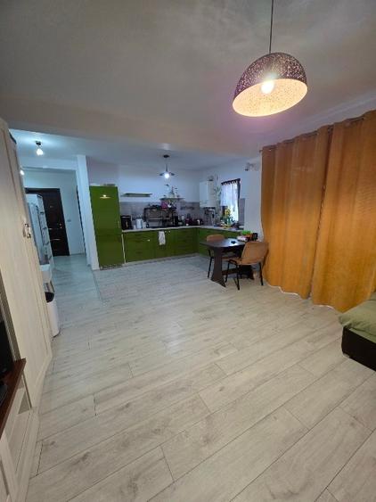 Apartament cu 2 camere nedecomandat, mobilat în Calea Urseni