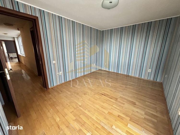 Casă cu 4 camere semidecomandat în Bună Ziua