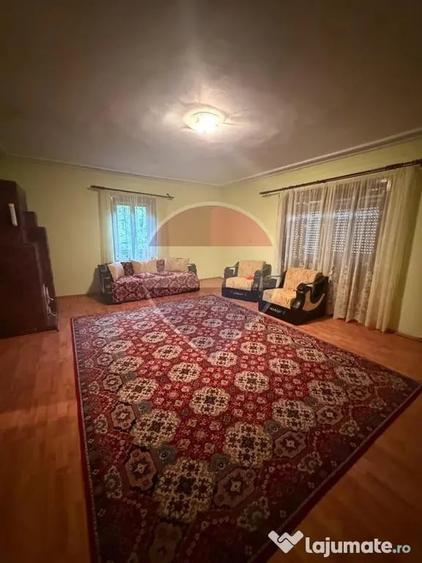 Casă cu 4 camere cu Teren 7700 Mp în Breb