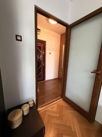 Garsonieră decomandată în Faleză