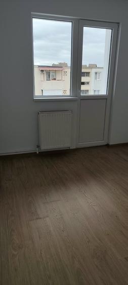 Apartament cu 2 camere semidecomandat în Micro 15