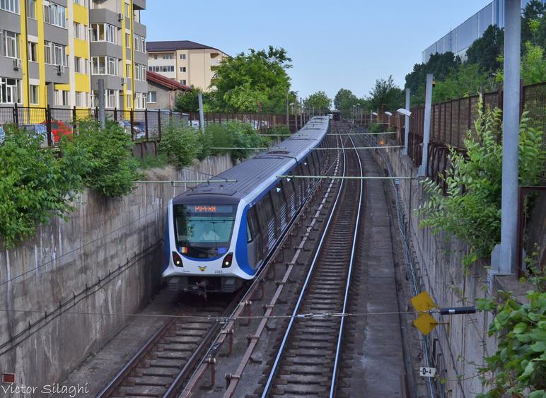 Garsonieră decomandată în Central