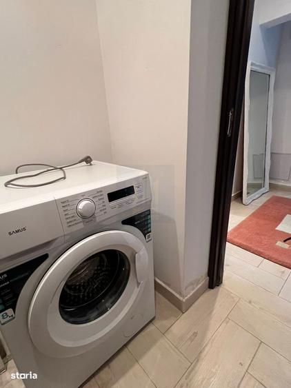 Apartament cu 3 camere decomandat, mobilat în Victoriei