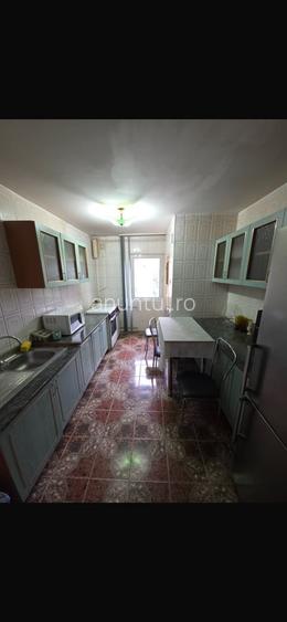 Crangasi, piata, metrou, 3 camere decomandat