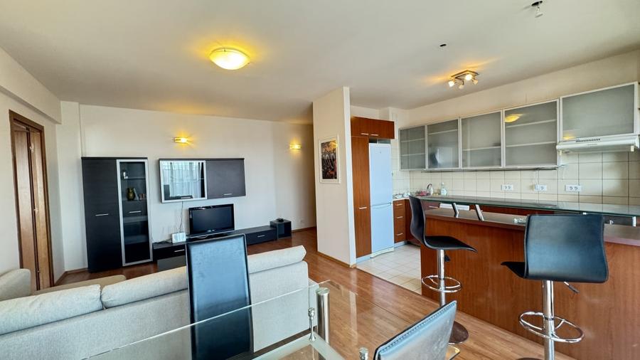 Apartament cu 2 camere semidecomandat, mobilat în Ștefan cel Mare