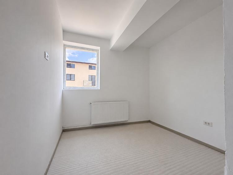 Spațiu comercial, de 141 mp, în Bragadiru
