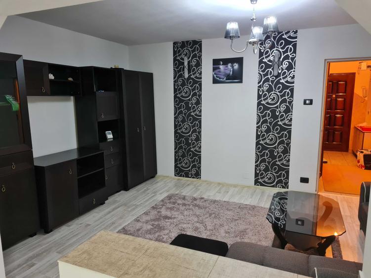 Garsonieră decomandată în Micălaca
