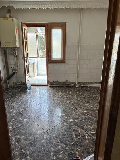 Apartament cu 2 camere decomandat în Burdujeni