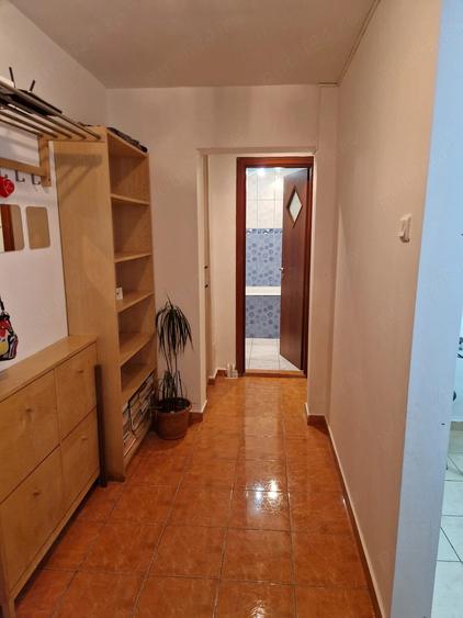 Apartament cu 2 camere decomandat, mobilat în Moșilor