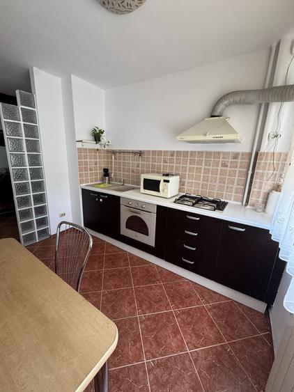 Apartament cu 2 camere decomandat în Brâncoveanu