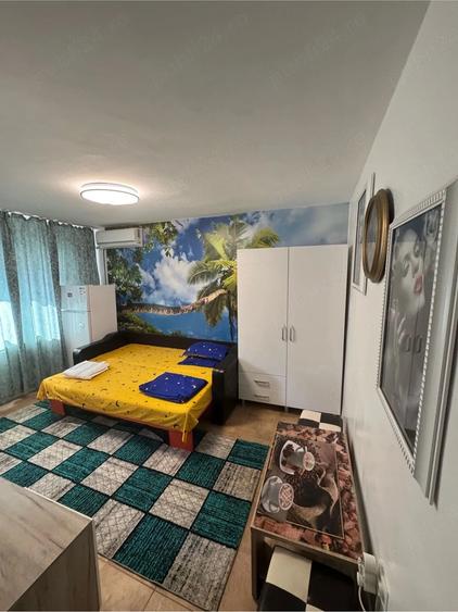 Apartament cu 3 camere decomandat în Tomis Nord