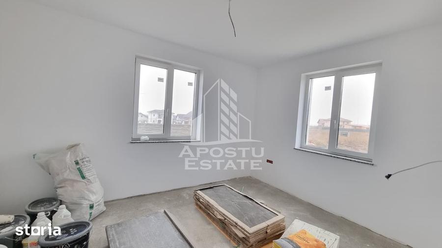 Casă cu 4 camere cu Teren 250 Mp în Giarmata