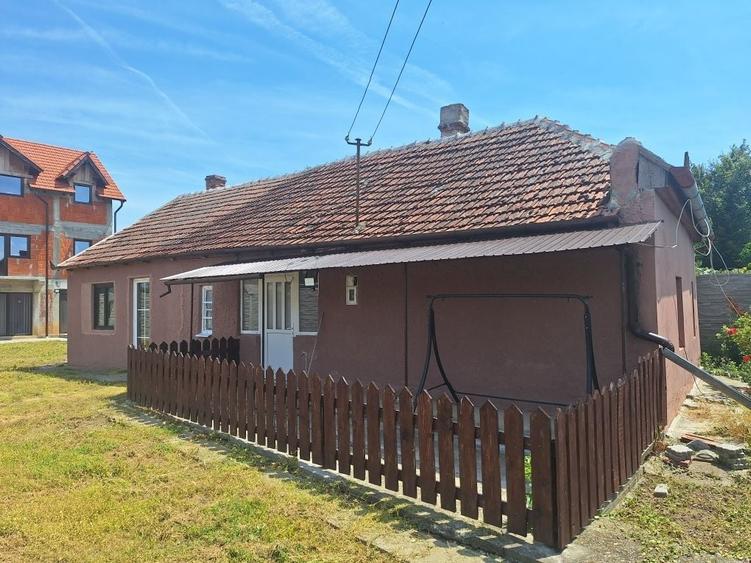 Casă cu 4 camere în Central