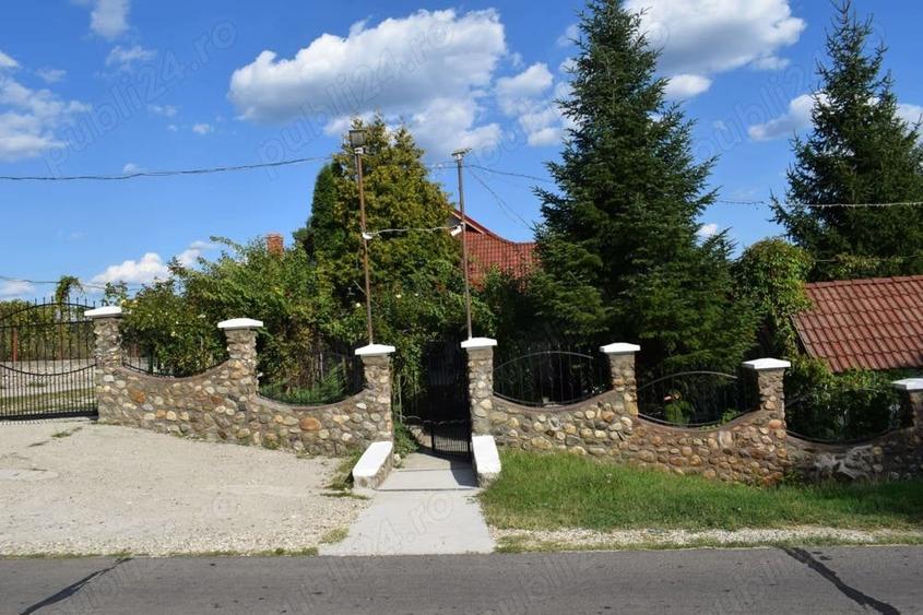 Spațiu comercial, de 450 mp, în Păsculești