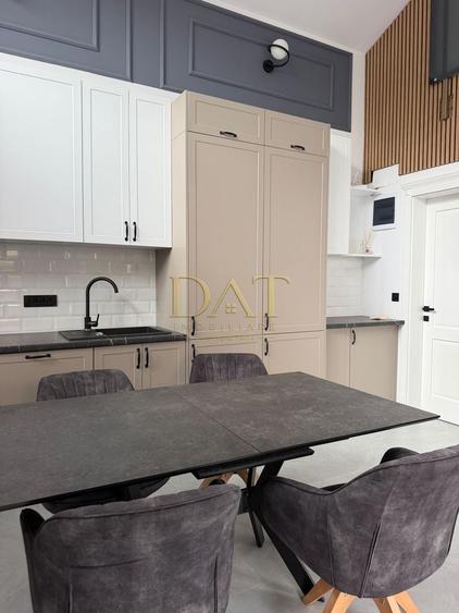 Duplex cu 3 camere cu Canalizare în Între Lacuri