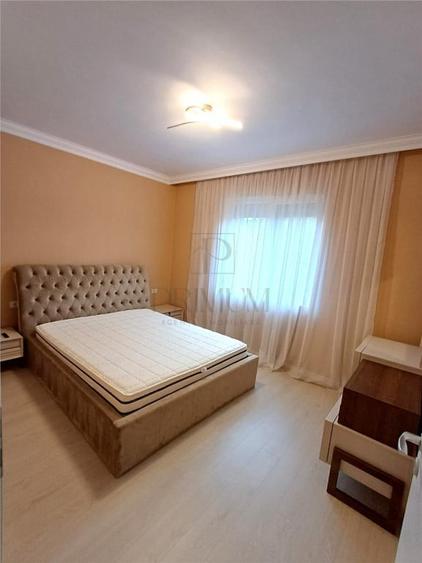Apartament cu 3 camere decomandat în Chișoda