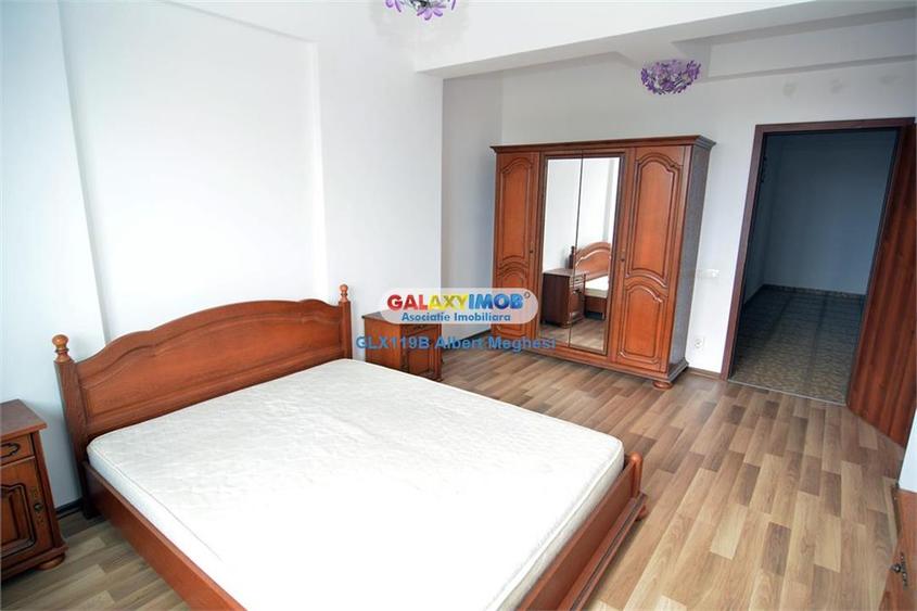 Apartament cu 3 camere decomandat, mobilat în Prelungirea Ghencea