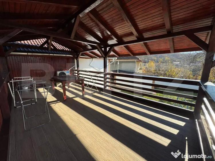 Casa cu 3 camere in Hunedoara priveli?te, piscina ? - 2